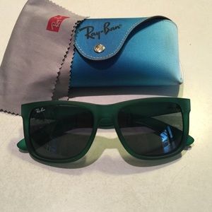 Ray ban Hunter green Justin Sunnies