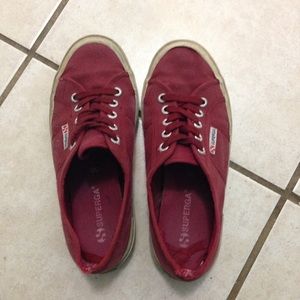 Burgundy Supergas
