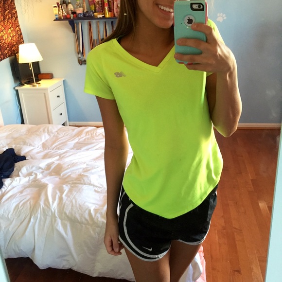 V Neck Athletic Shirt ✨🎾