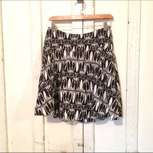 H&M B&W Geometric Print Linen Miniskirt