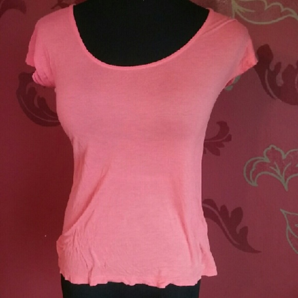 SUPER SEXY TOP! - Picture 2 of 3