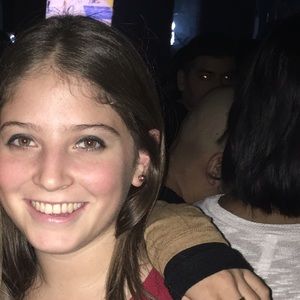 Meet your Posher, Jennifee