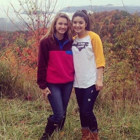 Meet your Posher, Madison - Picture 2 of 4