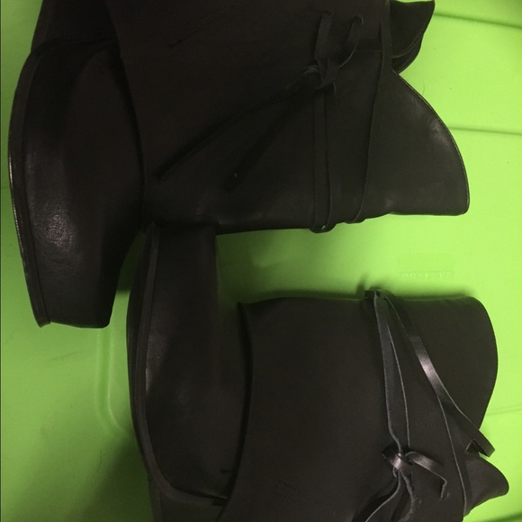 Wedge booties