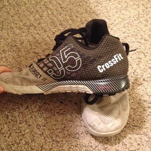 crossfit shoes nano 5 black and white