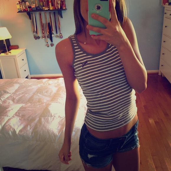 Puma Striped Razor Tank Top 😭💕