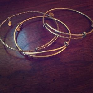 Set of 3 bangles