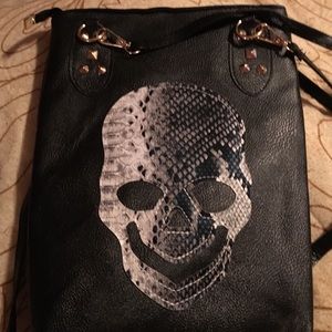 Skull purse