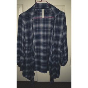 Aeropostale Long Sleeve Plaid Woven Shirt