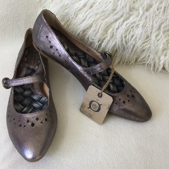Born Shoes - Born BRAND NEW leather Mary Jane comfort flats