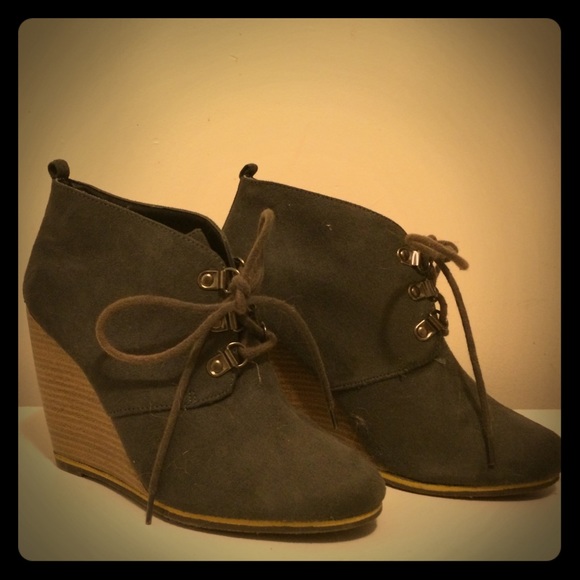 Gray suede wedge booties!