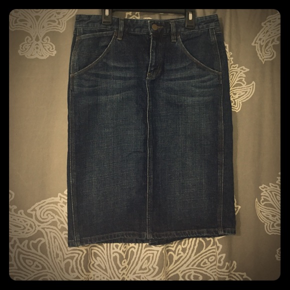 Denim pencil skirt