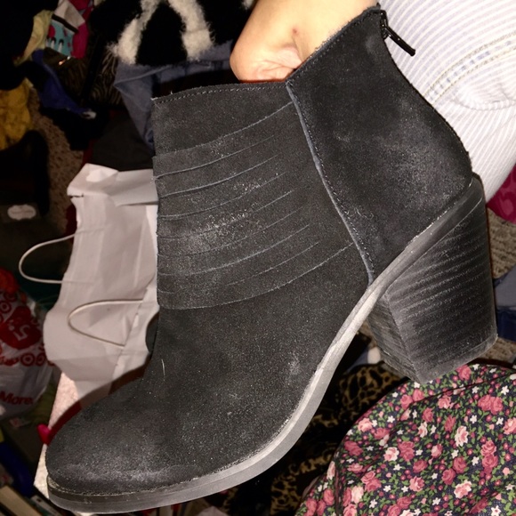 Seychelles black booties