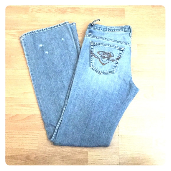 🆕 AG Indulge distressed jeans
