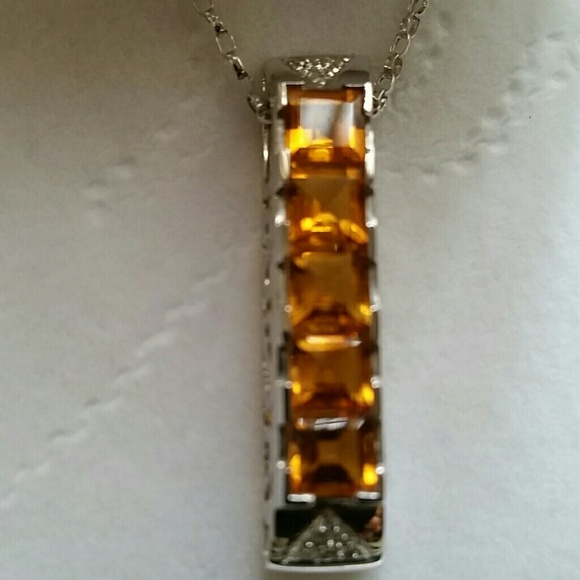 Necklace - Picture 2 of 2