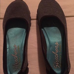 Sketchers walking shoes