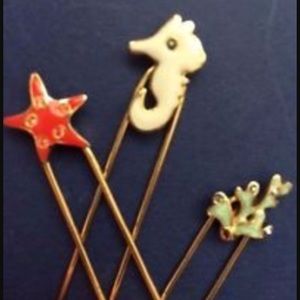 2 Swarovski hair pins - only seahorse and starfish