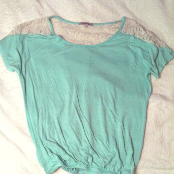 Lace top/blouse