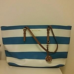 Authentic Mk summer tote