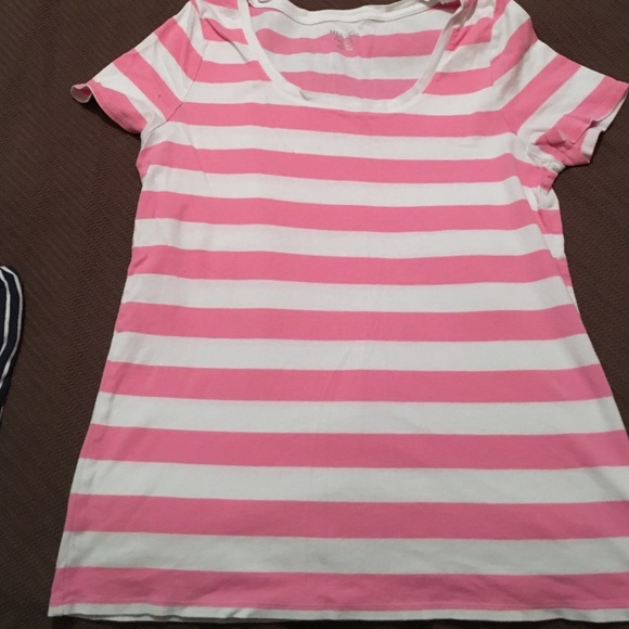 White and pink shirt sleeve tee
