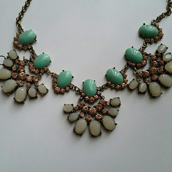 Necklace - Picture 2 of 3