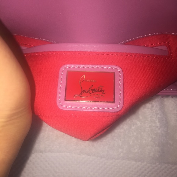 Extra pictures of Louboutin