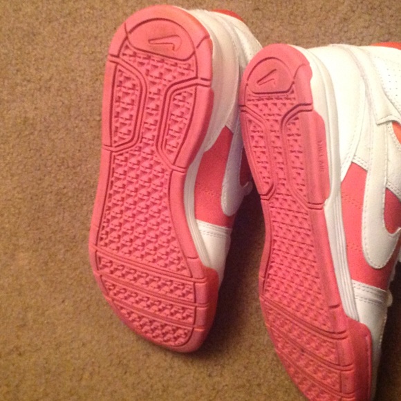 SOLD - Picture 3 of 4