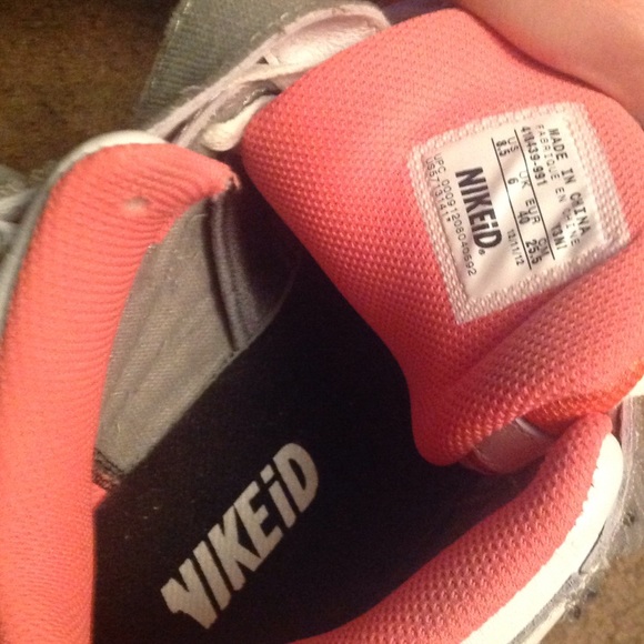 SOLD - Picture 4 of 4