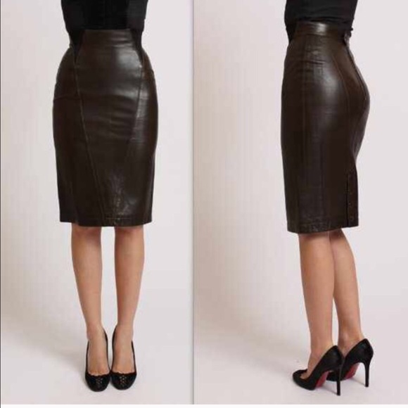 Alaia Dresses & Skirts - ALAIA Lambskin leather skirt SZ 4 black 💋