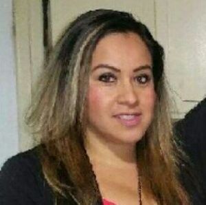 Meet your Posher, Claudia
