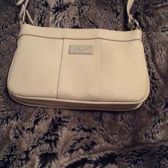 Small crossbody