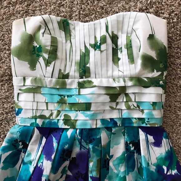 Strapless Floral Dress - Picture 2 of 6