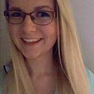 Meet your Posher, Brianne