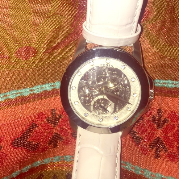 NEW final price Fossil watch Genuine white leather
