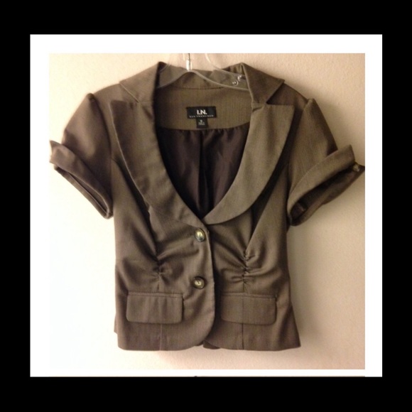 I.N. Short Sleeve Blazer