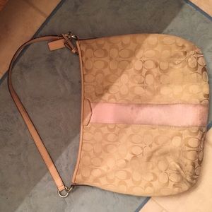 Medium sized coach purse