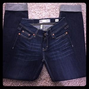 NWOT BUCKLE JEANS! FINAL PRICE!