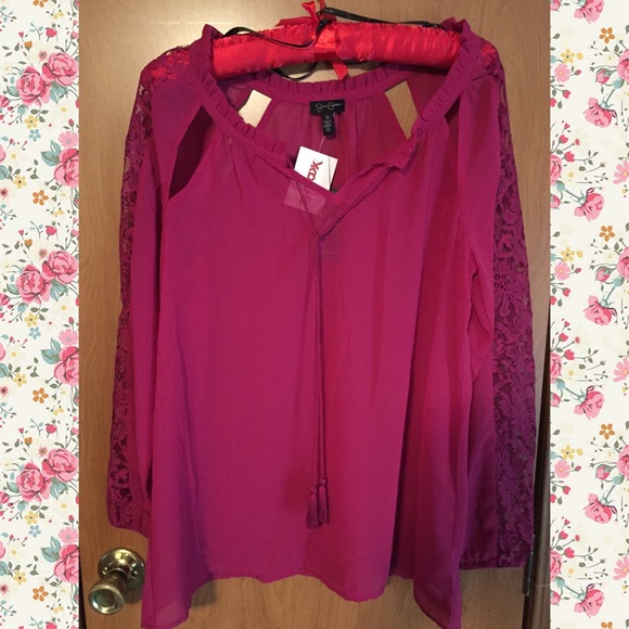 Jessica Simpson peasant style blouse