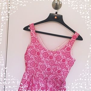 Pink patterned Francesca's Collection dress