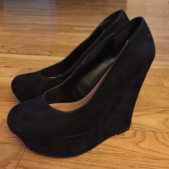 Black platform wedges