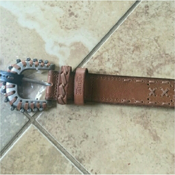 Miss Me belt sz small NWT - Picture 2 of 4
