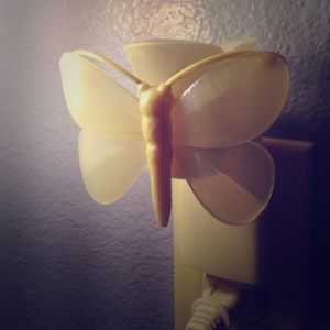 bath & body works wallflower