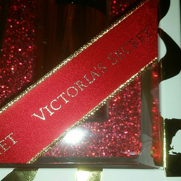 New Victoria Secret fragrances and lotions set