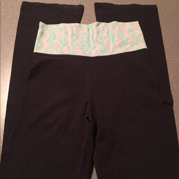 Victoria Secret Size Small Yoga Pants