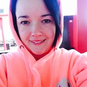 Meet your Posher, Mallory