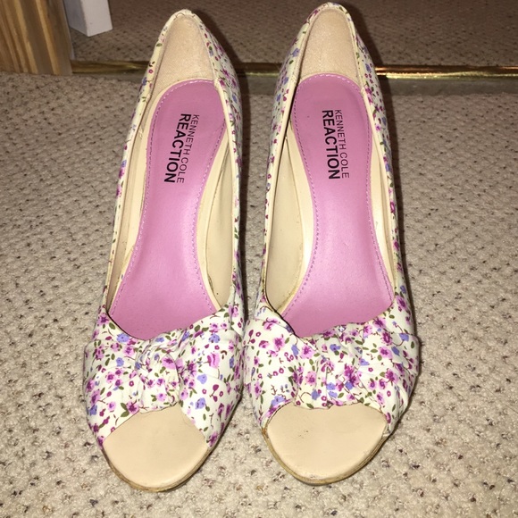Kenneth Cole Reaction high heels
