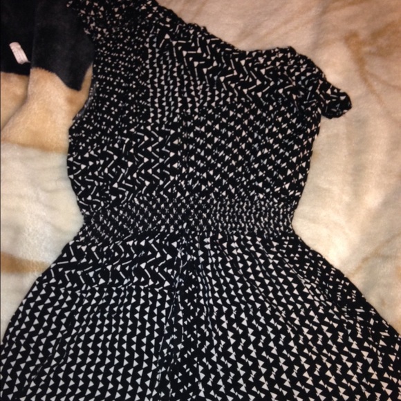 One shoulder romper
