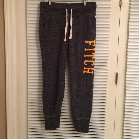 Abercrombie and Fitch Cropped Sweatpants