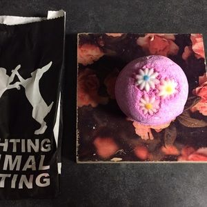 2 Lush bath bombs!!! 🛀💣🌸