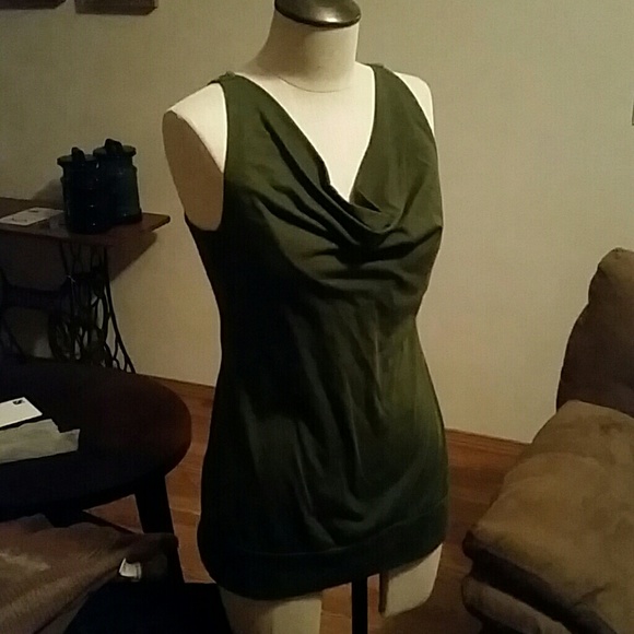 Sleeveless blouse